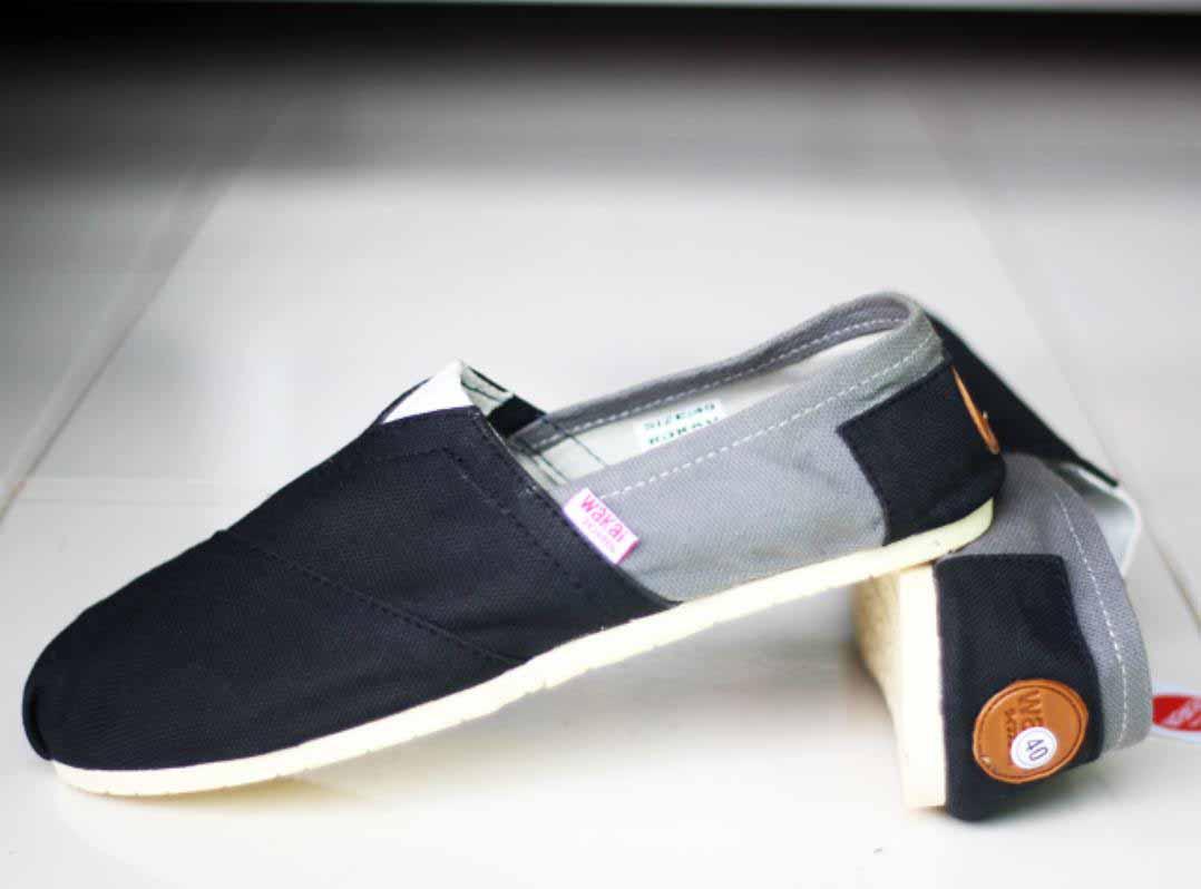 Mafather, Sepatu unisex pria dan wanita wakai abu hitam
