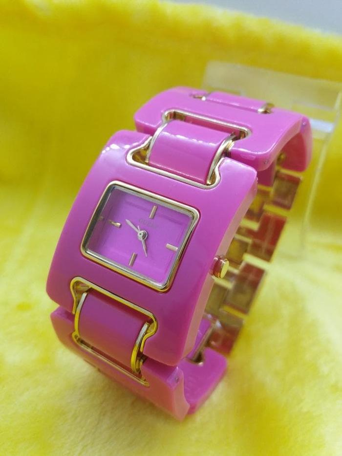 Jam Tangan Wanita Guess Mika Pink Model Original