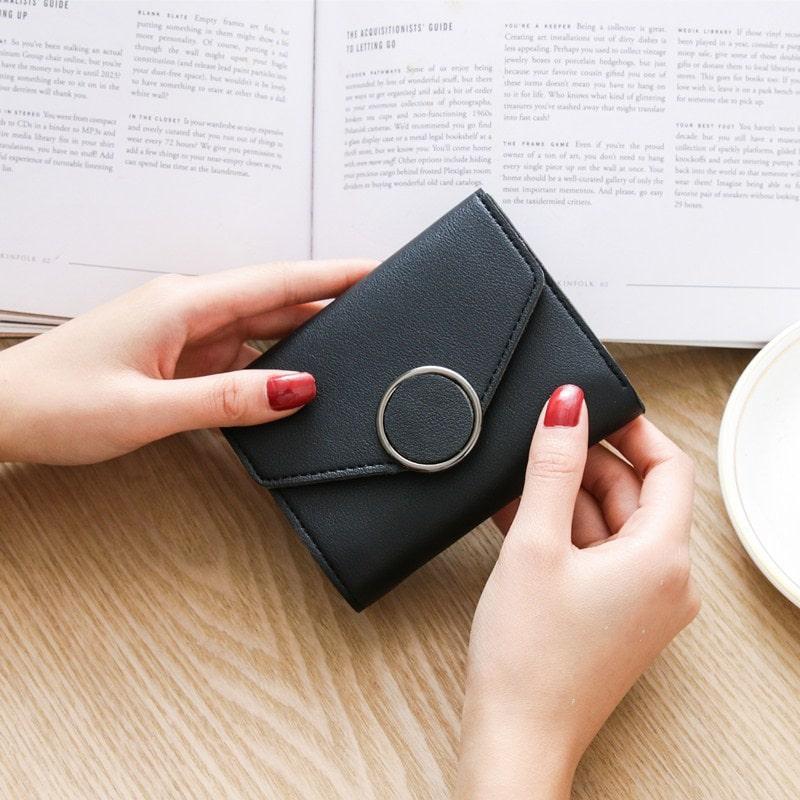 Crescent Exclusive Feminine Minimalist Wallet Crescent Exclusive Feminine Minimalist Wallet