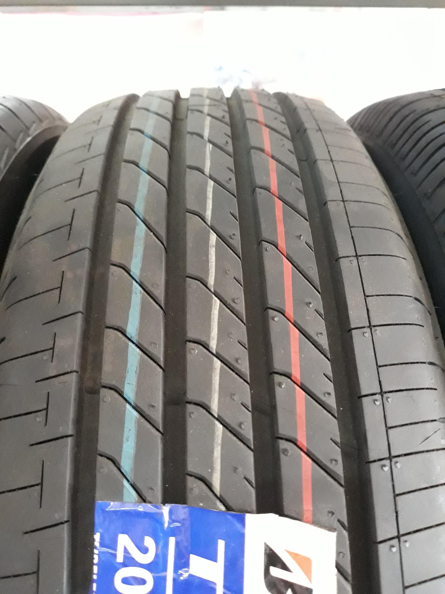 Ban mobil 185/65R15 Bridgestone Turanza T005A untuk veloz livina freed ertiga mobilio