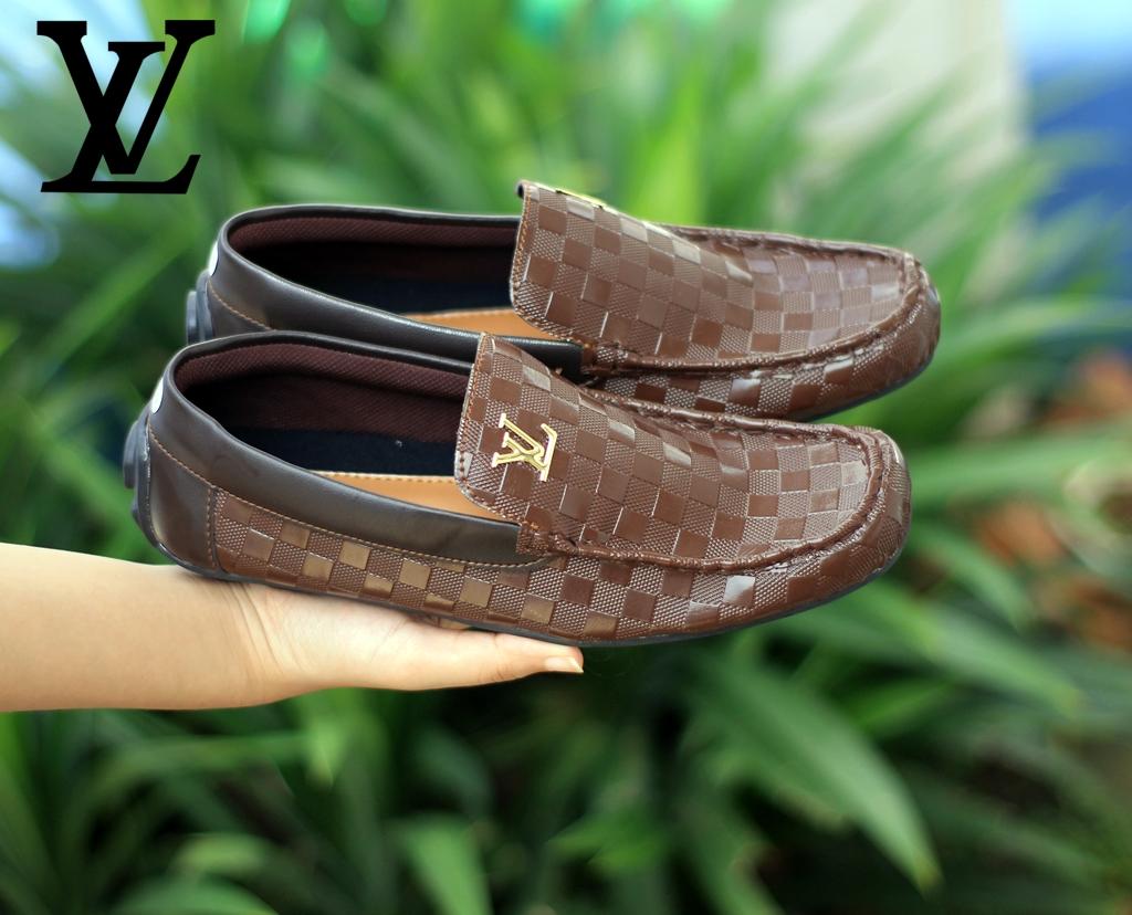 Sepatu Lv Pria Louis Vuitton Slip on Casual Loafer Kantor Kerja (LOKAL)