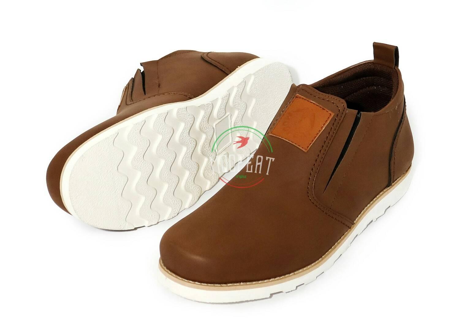 Sepatu Casual Slip on Pria Original moofeat 07  (Sepatu Kerja Proyek, Sepatu Kerja, Sepatu Kantor, Sepatu Touring, Sepatu nike, Sepatu adidas, Sepatu kerja Lapangan, Sepatu Kulit, Sneaker, Slip On, Slop, Sepatu Formal,Sepatu Pria, Sepatu Sepatu Boot )