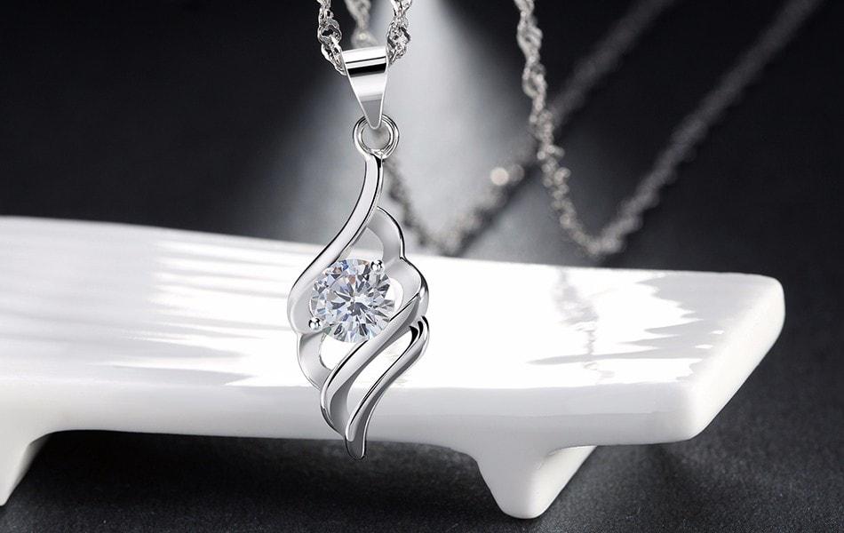 Diskon Promo Perhiasan Aksesoris Kalung Silver Lapis Emas Putih Pendant Angel Wing Batu Berlian BN064P Murah