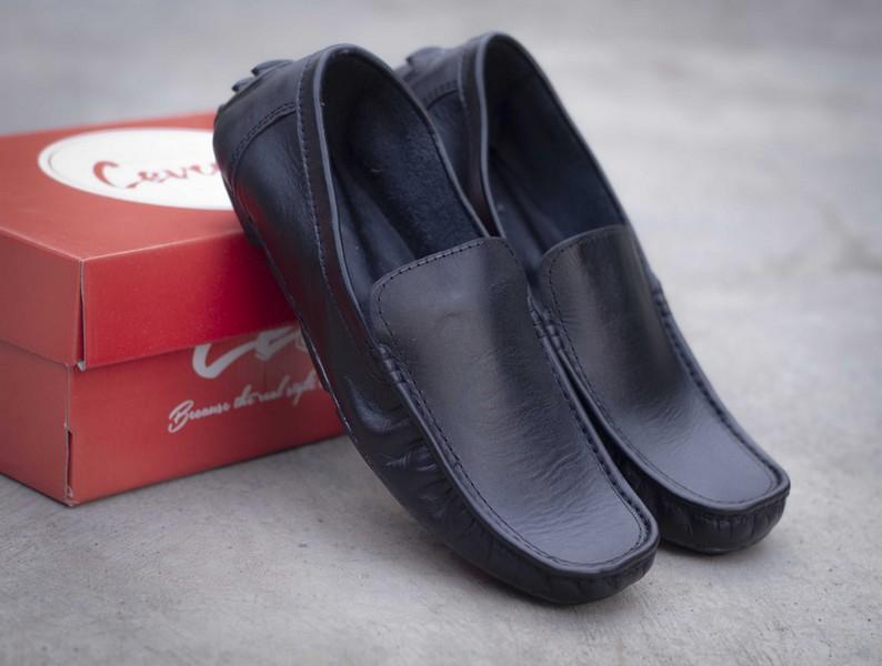 SEPATU - LIZZ Original bahan Kulit Asli Slop Sepatu Pria Slip On Loafers Casual Santai & Formal