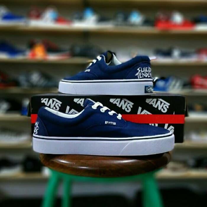 SEPATU VANS SUICIDAL TENDENCIES BIRU NAVY SOL KARET ICC / Sepatu Pria / Sepatu Original / Sepatu Terlaris / Sepatu Limited / Sepatu Premium / Sepatu Sneakers / Sepatu Keren / Sepatu Import / Sepatu Terbaru / Sepatu Murah / Sepatu Diskon / Sepatu Casual
