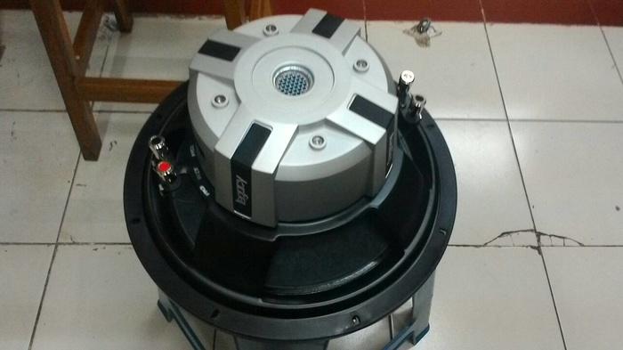 Speaker legacy 12