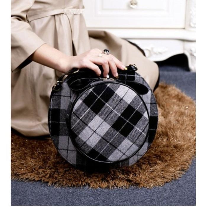 tas wanita branded premium fashion impor bagus modis / tas wanita trend / tas wanita trend masa kini / tas wanita trendy murah / tas wanita trend saat ini / trend tas wanita 2018 dan harganya / tas wanita yg trend