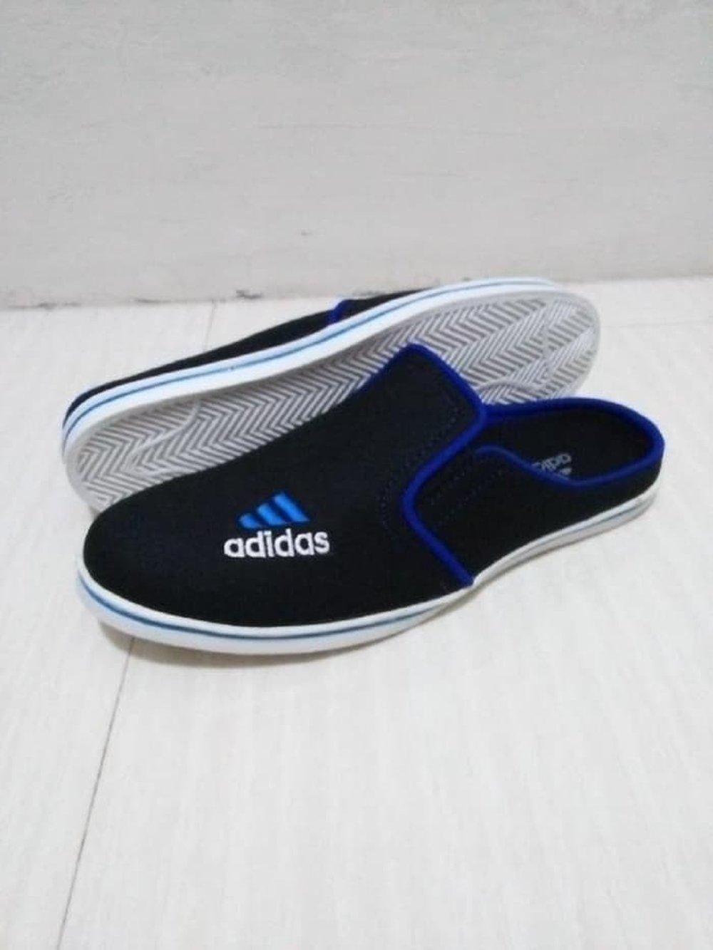 Sandal Slop Adidas Hitam Sepatu Slop Pria Santai Kerja Sekolah di lapak Risky jersy 99 rohmat_sahid
