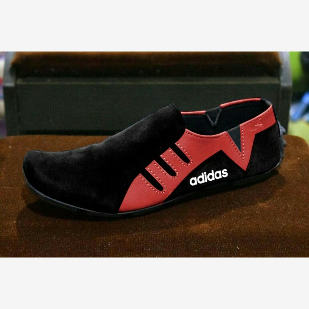 Sepatu Casual Pria Slip On Adidas Ziverseven sepatu Casual Sneakers Slip on Slop Loafers Formal Santai Jalan-jalan Kerja Kantor Nike adidas Boots vans Kickers Caterpillar tracking Hiking Pria 
