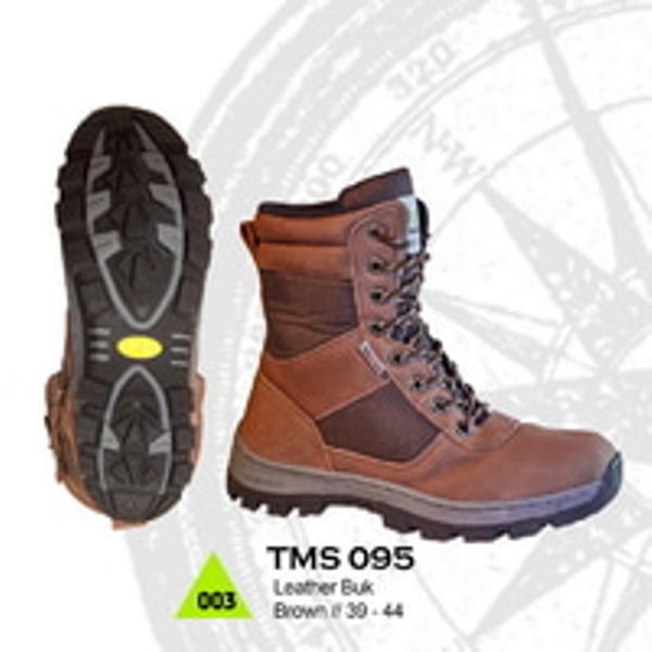 Sepatu Boots Pria Kulit Untuk Hikking dan Adventure Model Eiger Delta