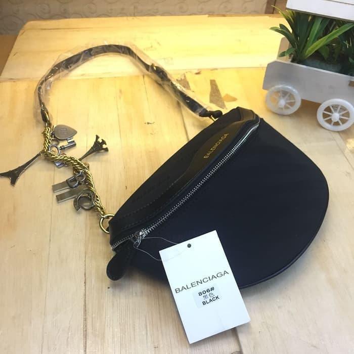TAS WANITA WAISTBAG BALENCIAGA BUMBEG WITH CAIN SEMPREM