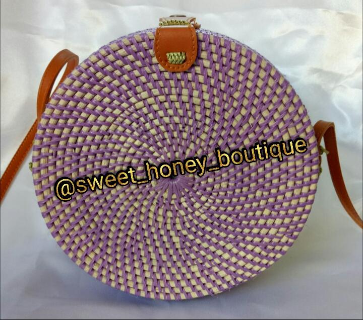 Tas Rotan Bulat Etnik Warna Ungu Bali Rattan Bag Purple Diameter 20cm