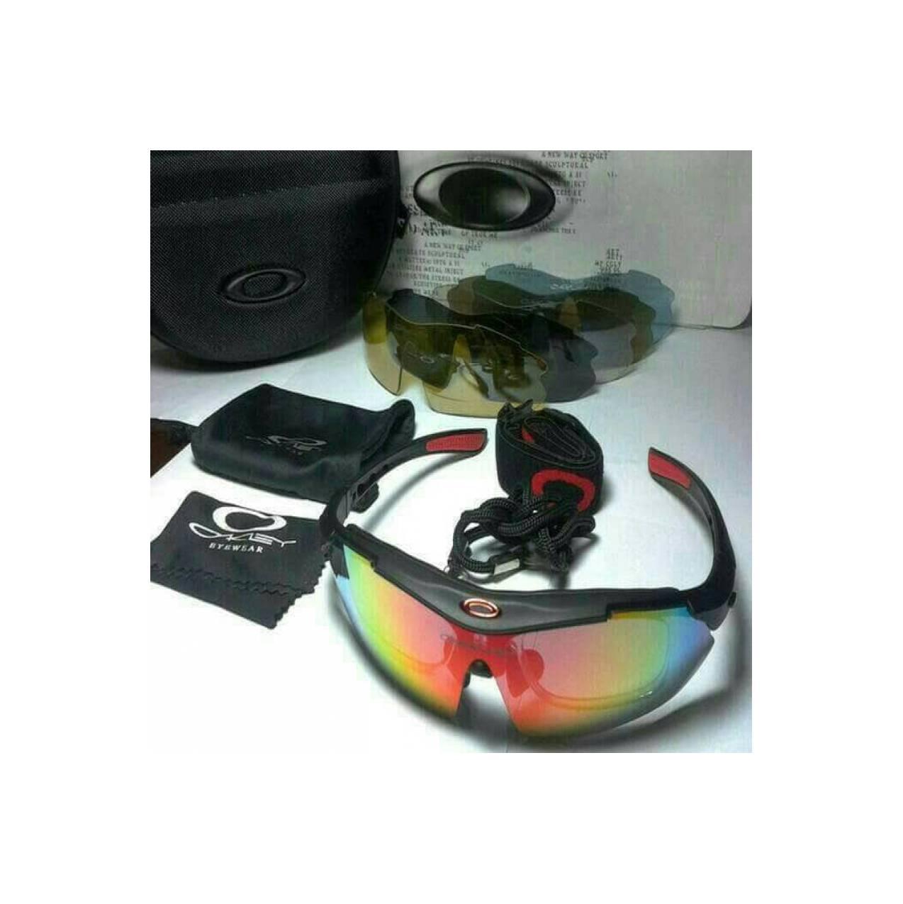 Kacamata Sport Oakley Quantum Kuantum 5 lensa.