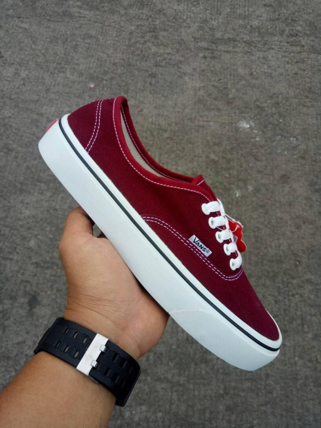 sepatu vans classic wafle dt