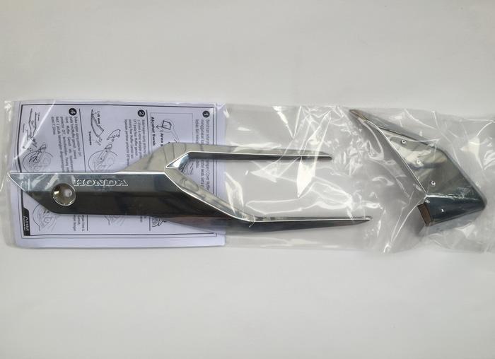 Garnish Muffler Knalpot - Aksesoris Resmi Vario 125/150 ( knalpot motor racing bebek nmax honda vixion beat mio r15 matic jupiter z satria fu )