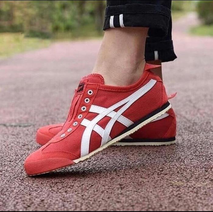TERLARIS Asics Onitsuka Tiger Mexico 66 Slip On Premium Original / sneakers PROMO