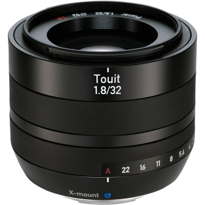 Lensa Zeiss Touit 32mm f/1.8 (Fujifilm X-Mount)
