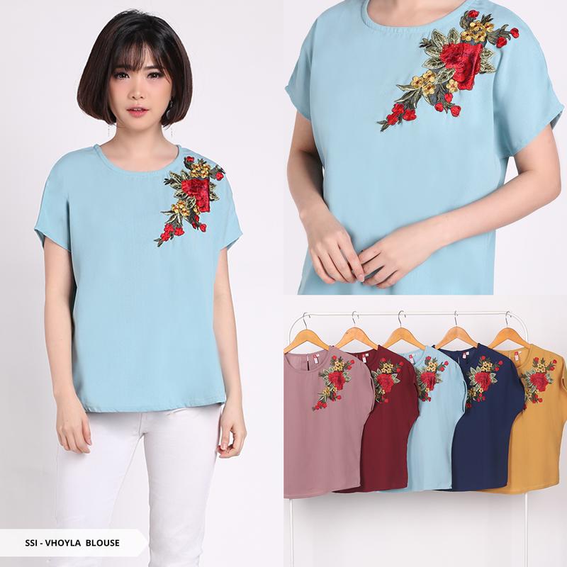 Vhoyla Flowery Casual Blouse - Navy