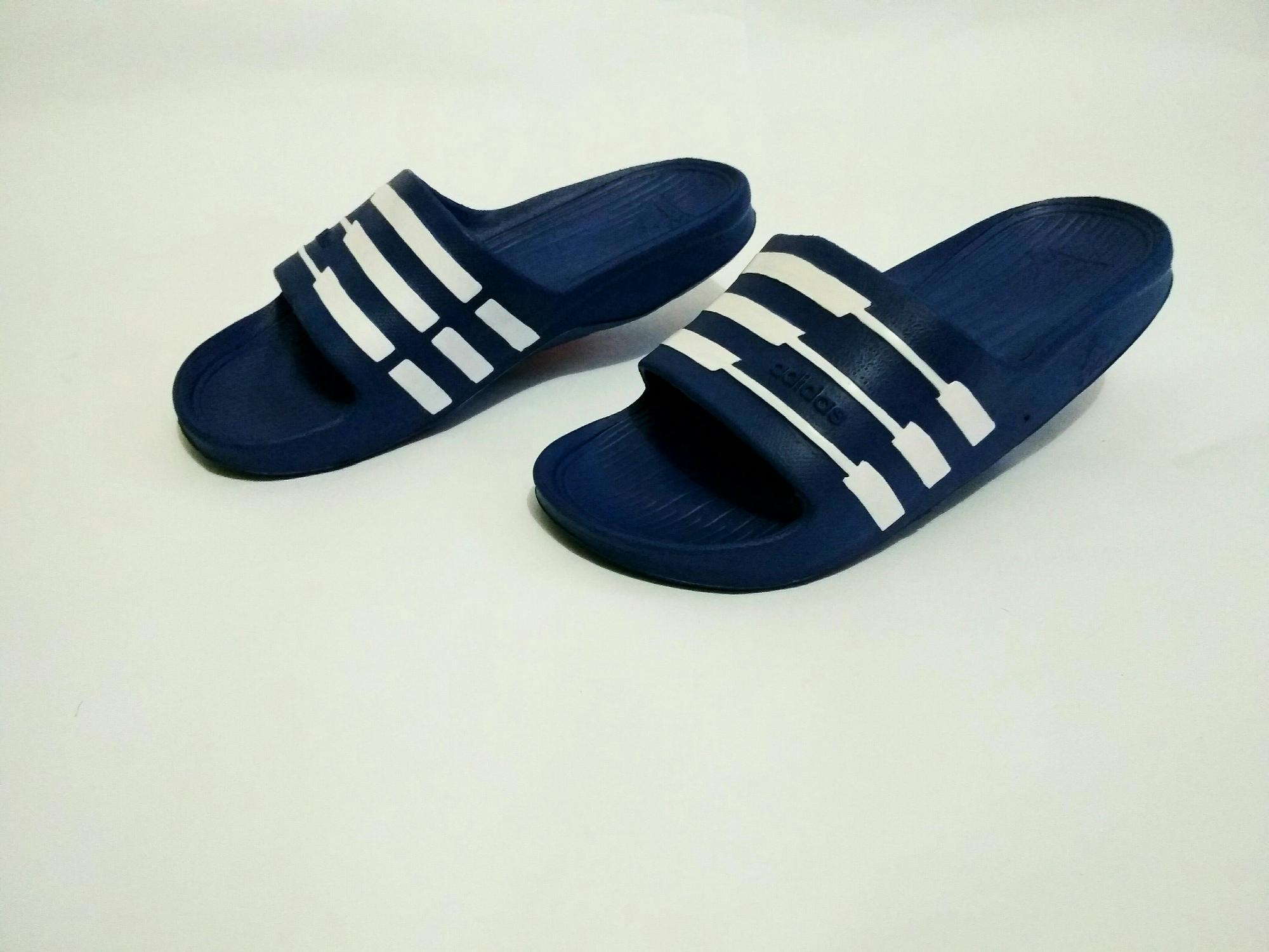 Sandal Adidas Duramo