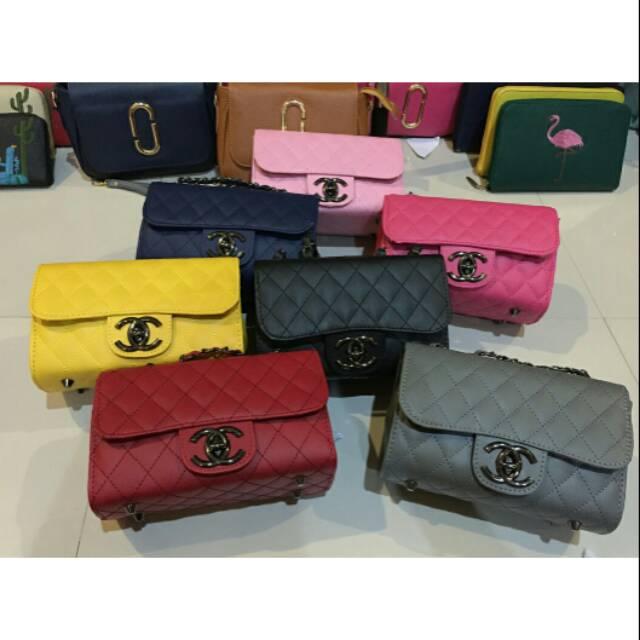 Tas Selempang CHANEL MINI BN