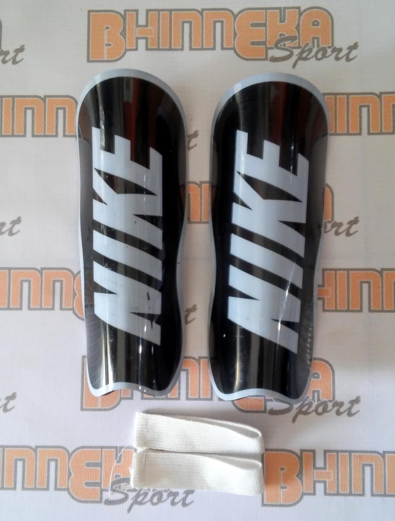 Buy & Sell Cheapest NIKE Best Quality Product Deals Deker Shinguard Lakop Futsal Sepakbola Logo Nike