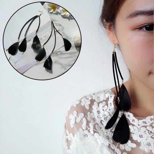 Anting Long Feather Ears REA180