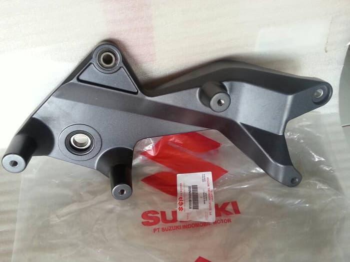 ARM SKYWAVE HITAM 61000B13H20N000 ORIGINAL SUZUKI