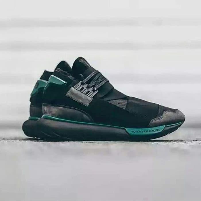 Adidas Y3 Qasa Yohji Yamamoto Premium Original ( Sepatu gym fitness ) / sepatu running / sepatu murah / sepatu nike / sepatu keren / sneaker / sepatu diskon / sepatu gaya / sepatu lari / sepatu santai / sepatu adidas / sepatu supreme / sepatu stylish