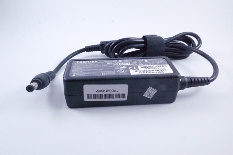 TOSHIBA OrI Adaptor Charger Notebook Laptop PA3822 Libretto W100 Portege Z930 Satellite C50 C55 C660 L50 L755 C850 Series 19V 2.37 A (5.5*2.5)