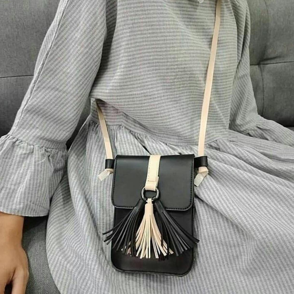 KAWAI - Tas Wanita / Dompet Wanita / Dompet Mini / Dompet Fashion / Tas Selempang / Tas Bahu Wanita / Tas Cewek / Tas Murah / Tas Ransel / Tas Wanita Murah / Tas Kuncir / Tas Wanita Branded / Tas Minisso / Tas Sling Hp/ Sling Hp Lonceng SHP-127