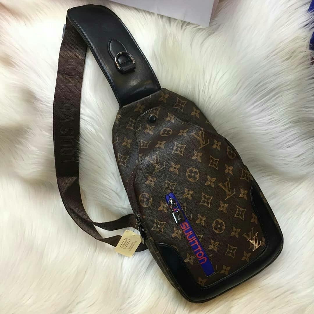 Louis vuitton bodybag