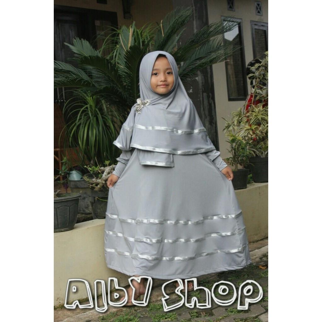 (TERBARU) Gamis Syari Busana Muslim Anak Perempuan Warna Putih Polos Satu Set Jilbab Bahan Wolfis Grosir Murah ()