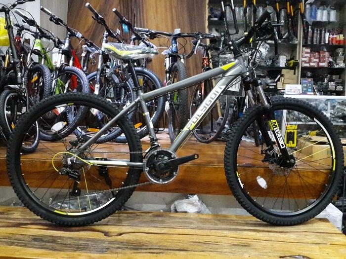 SEPEDA POLYGON MONARCH 5.0 NEW MTB 26 INCH 21SPEED
