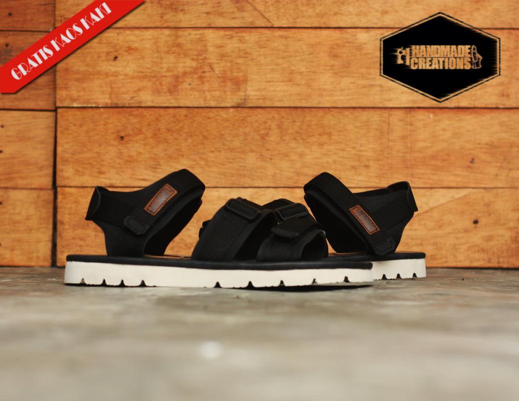 Termurah Sandal gunung pria ori /wakai/toms/vans/boston/hijack Flash Sale