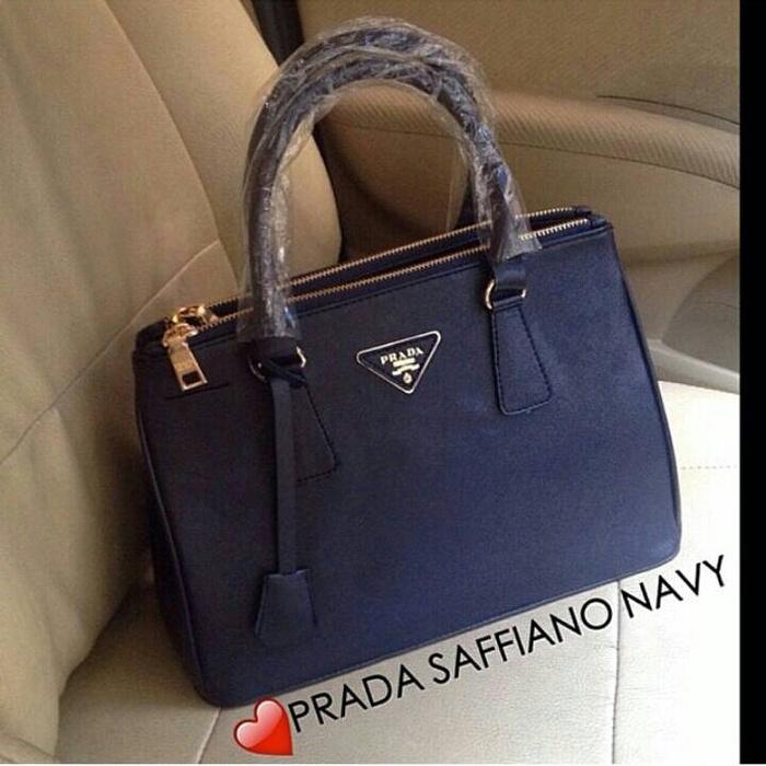 harga prada bag
