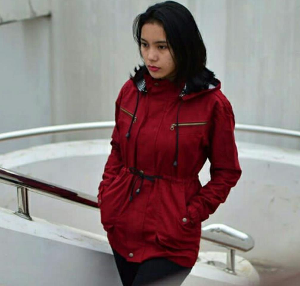 JAKET PARKA JUMBO MAROON WANITA