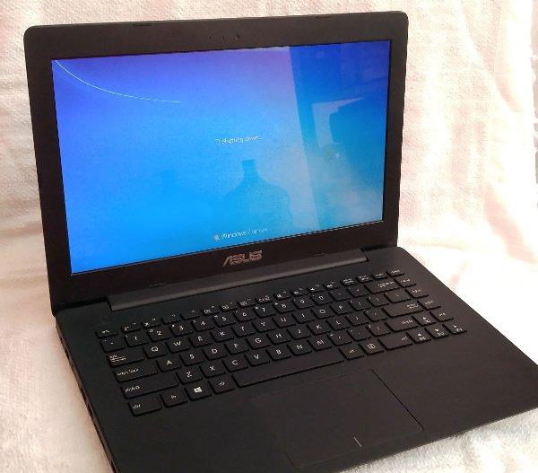 Laptop Asus X453MA Intel BayTrail M Quad Core 4CPU N3540 . Turbo Boots Up 2.66ghz Muluss
