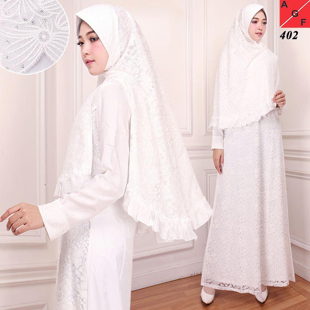Gamis Brokat Putih Plus Bergo (M)