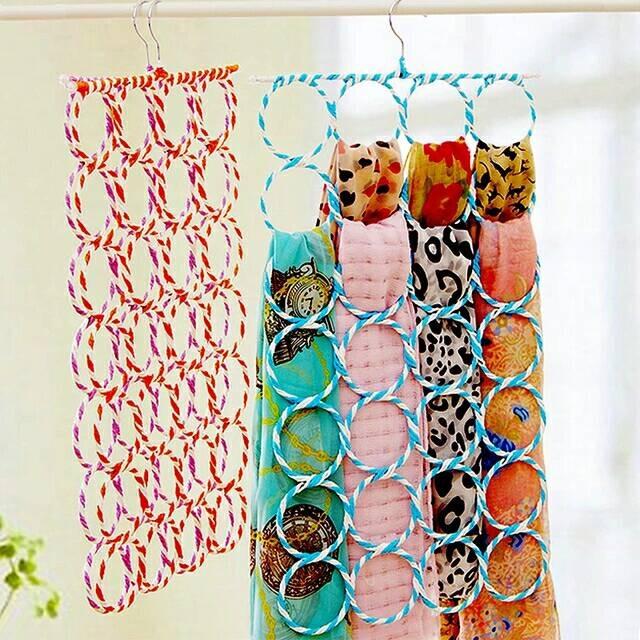 Hanger Jilbab Colourfull