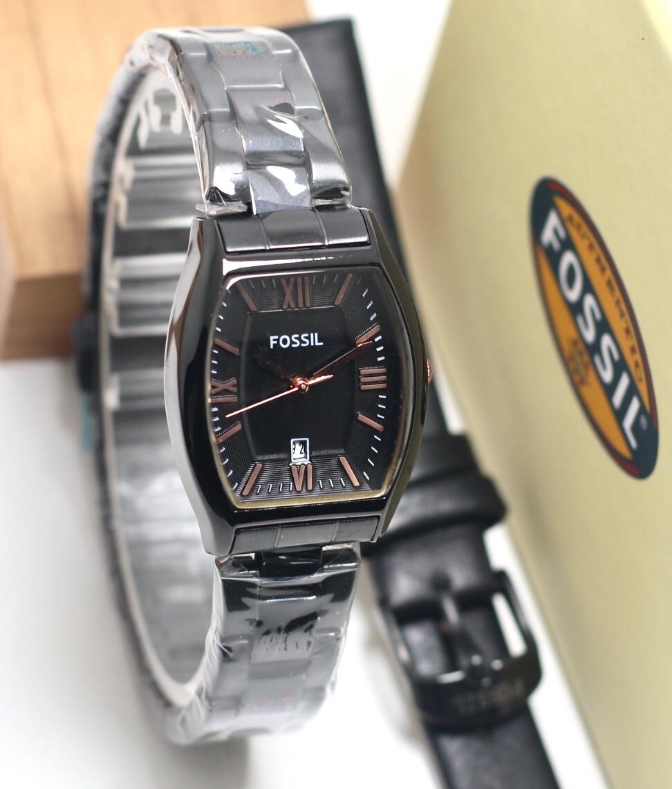 Jam tangan Fossil bonus Jam tangan wanita Tali cadangan dan box-Stainlees steel Fitur Tanggal aktif best seller
