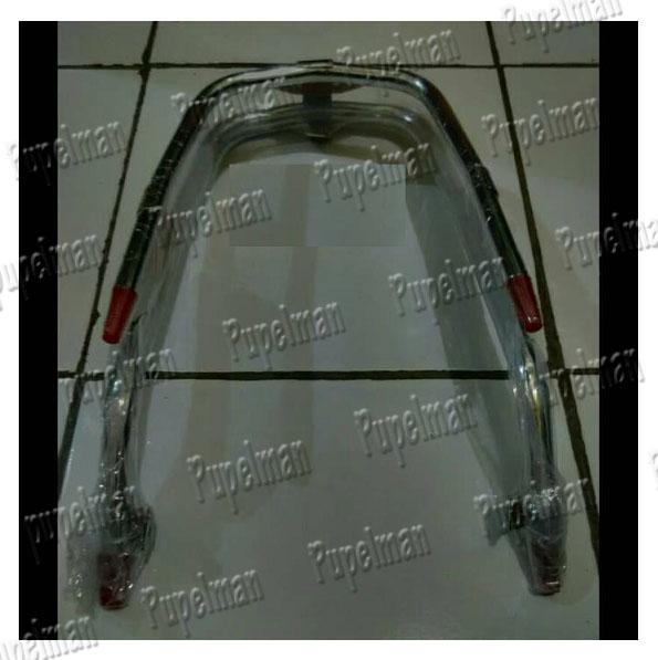 Aksesoris Vespa Motor Bemper Spakbor Depan Vespa Super Sprint Bumper Sepakbor Spakboard Roda Ban Protector Bar Besi Pelindung Body Bodi Protektor Vespa Motor Garnish List Lis Ring Cover Garnis Chrome Crome Asesoris Vespa Acesoris Motor Vespa