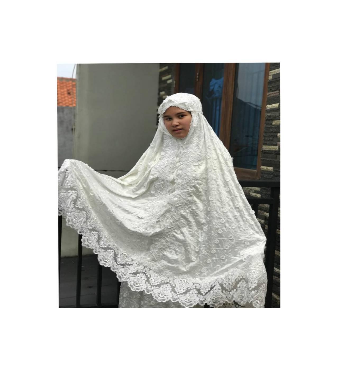 mukena sutra paris krisdayanti payet timbul mahal dedek
