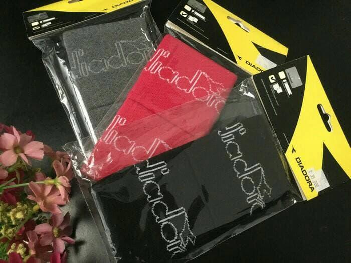 ASLI!!! Wrist Band Diadora ( Original ) / Pelindung Pergelangan Tangan - 95A1nq