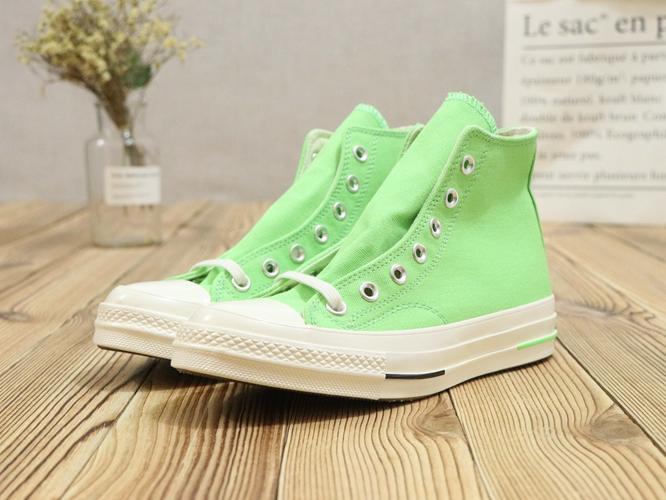 Produk Baru Asli Pria dan Wanita Sepatu Kets Converse Unisex Sepatu Datar Sepatu Kanvas Modis