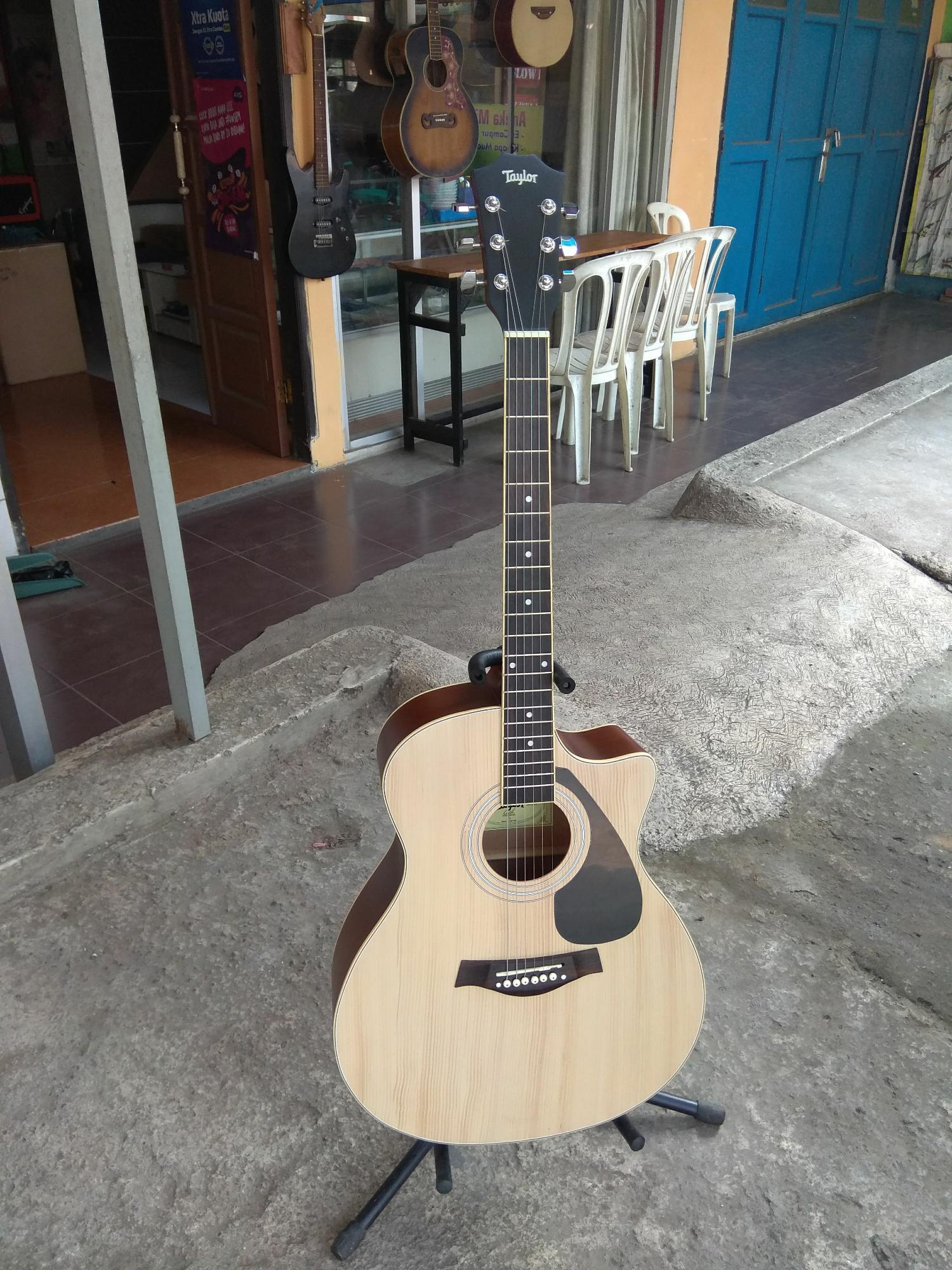 Promo Gitar Taylor Semi Elektrik