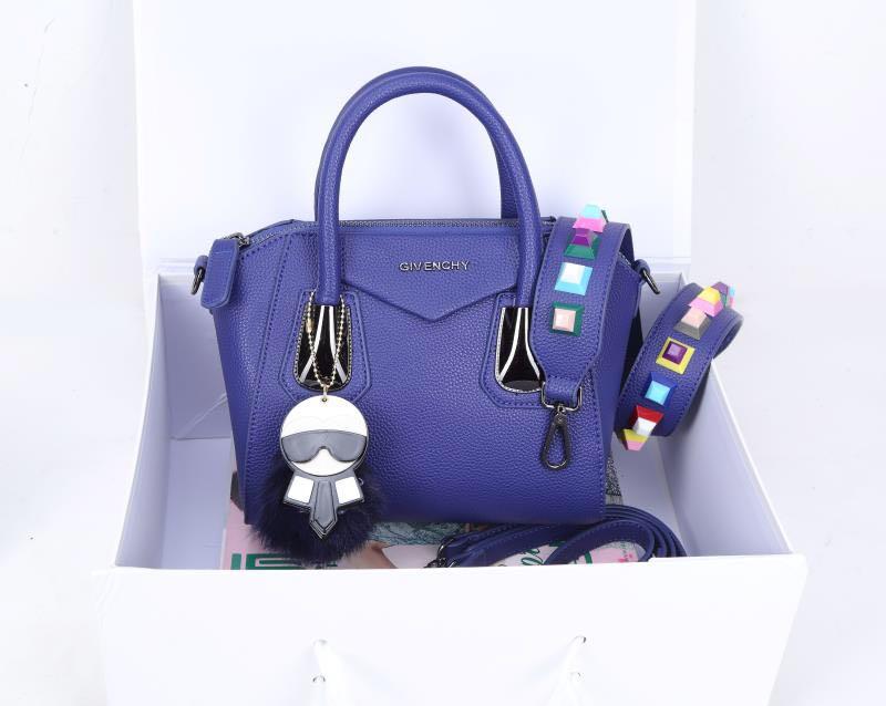 Tas Fashion Givenchy Antigona Mirror Pompom 3151# (V)