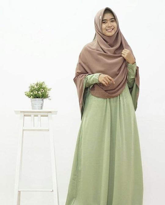 Khimar Bolbal Wolvis Pad Antem Avocado Berry Size M Hijab Alila A4799