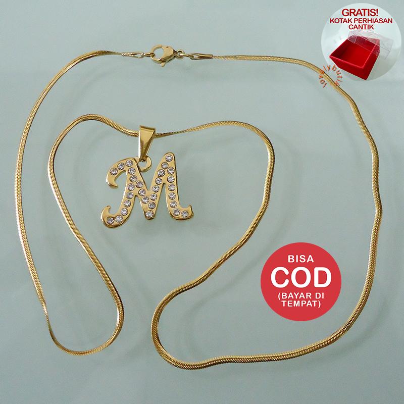 Lovely Honey Kalung Titanium Gold Inisial M Gold Wanita / Kalung Titanium Wanita / Kalung Titanium / Aksesoris / Aksesoris Wanita / Kalung Wanita