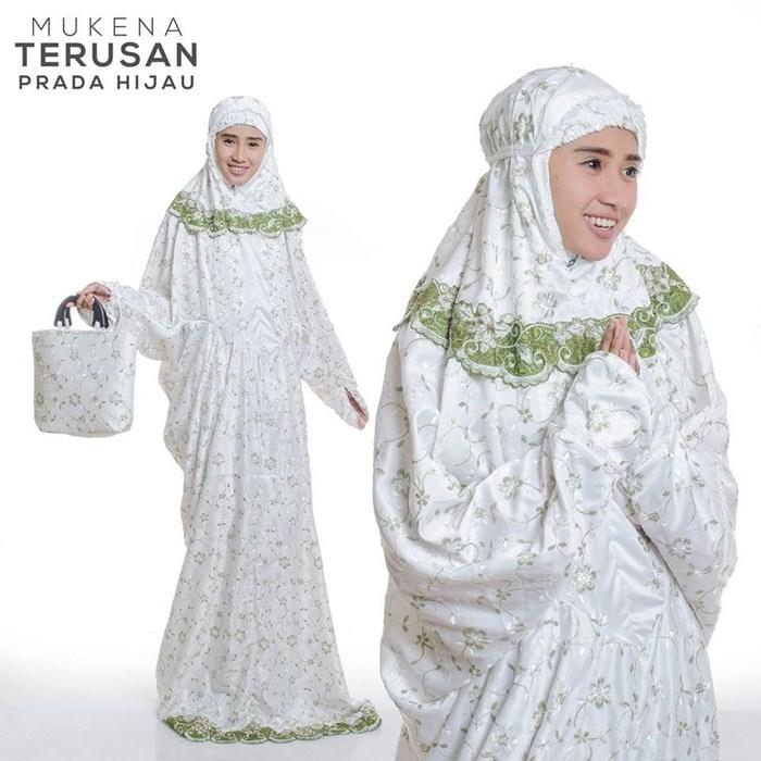 Pusat Mukena Indonesia Tasikmalaya Mukena mewah / Mukena dewasa / Mukena bali / Mukenah / Mukena katun jepang / Mukenah Wanita / Mukena Putih / Mukenah Murah / Mukenah Jumbo / Mukenah Remaja / Mukenah Dewasa Semi Sutra Terusan Prada Hijau