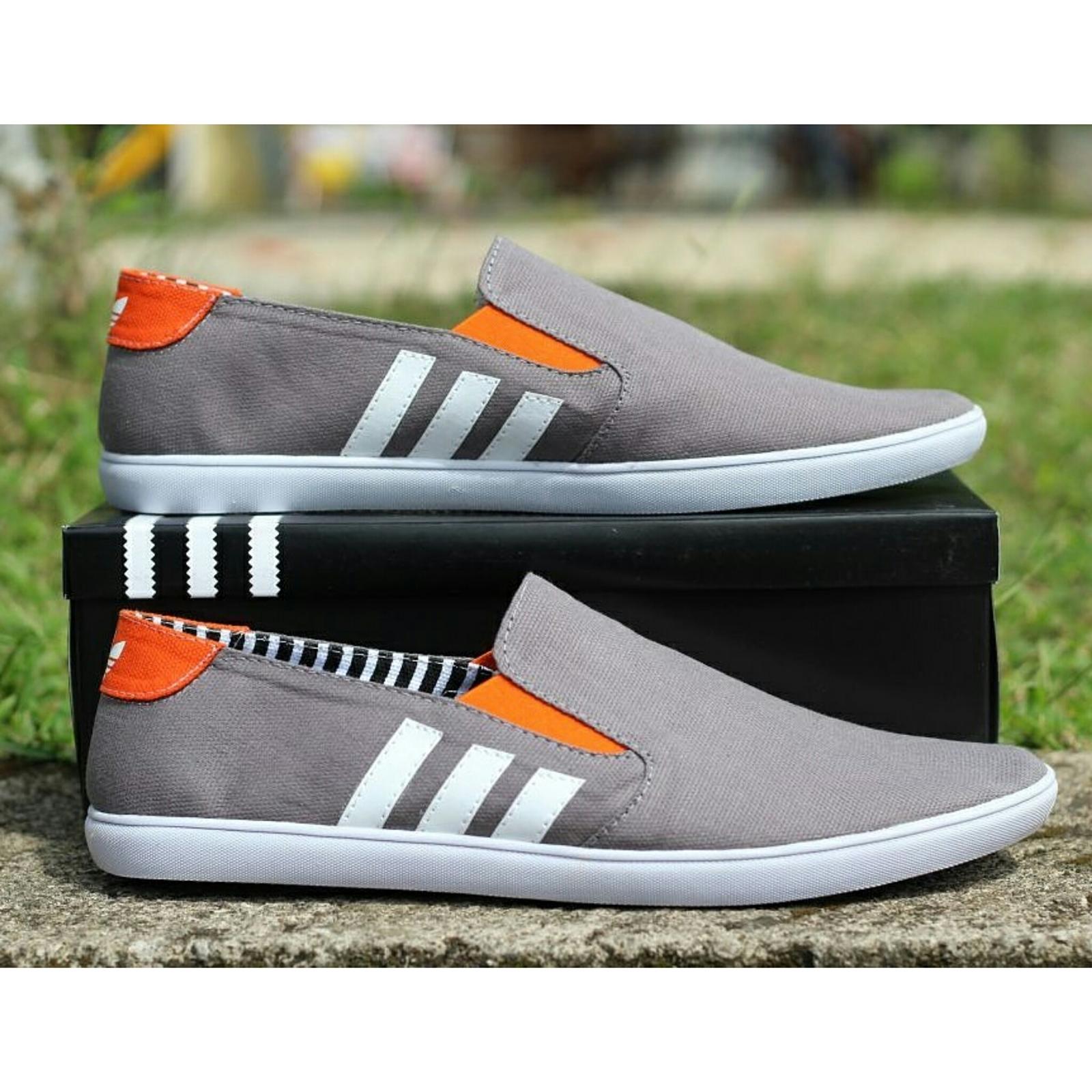 Beli Sepatu Adidas Di Lazada Sepatu Pria Adidas Original Terbaru Lazada Co Id